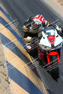 media/Feb-13-2022-SoCal Trackdays (Sun) [[c9210d39ca]]/Turn 7 Inside (1040am)/